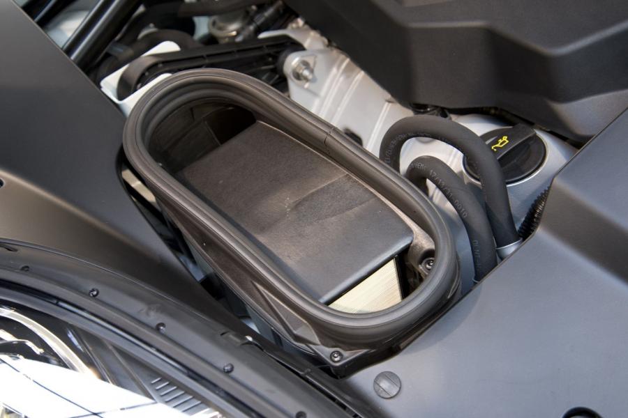  Porsche Macan Turbo 2015 года  (фото 63 из 84)